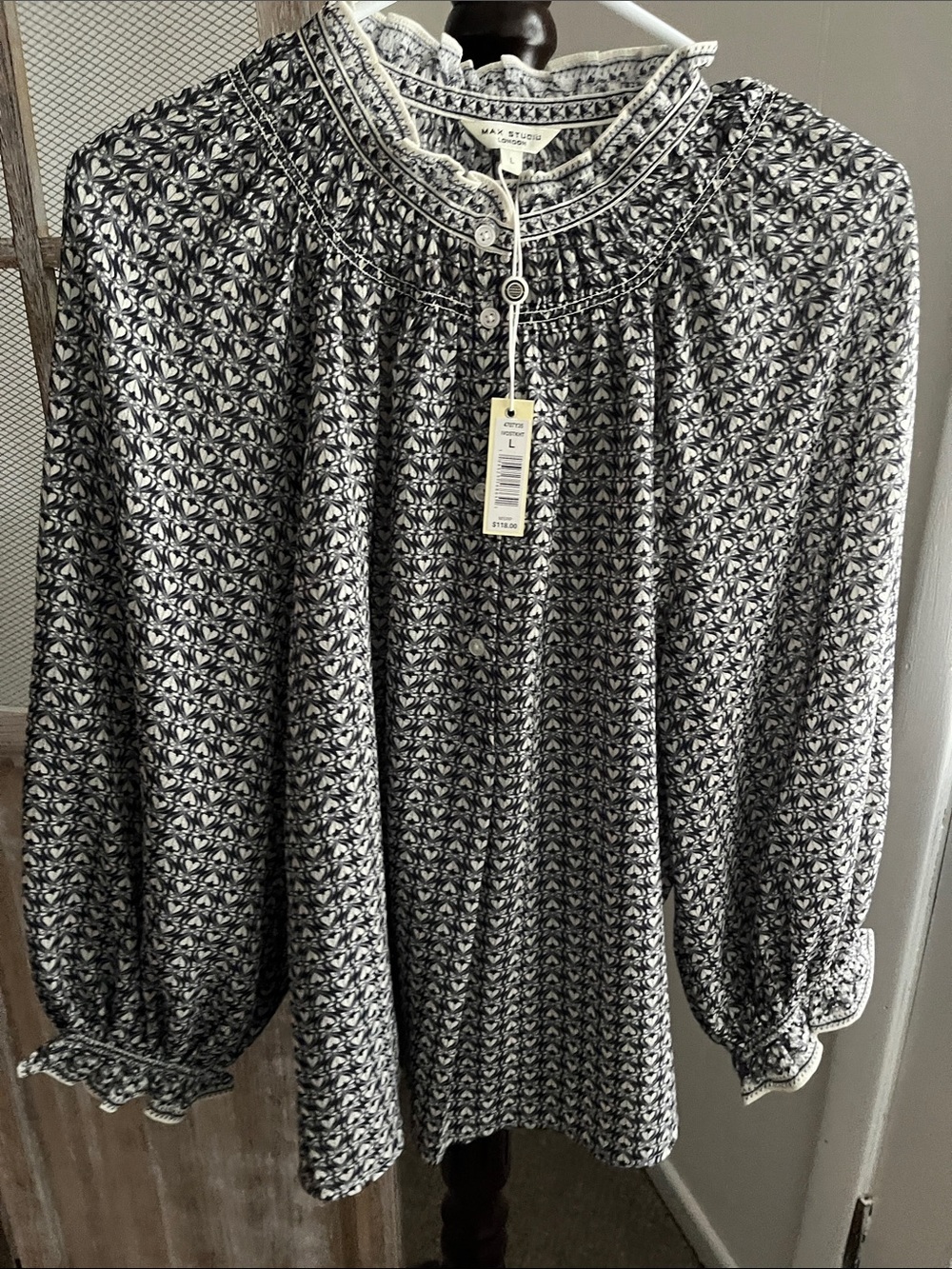 Max Studio Black and White Printed Long-Sleeve Tunic